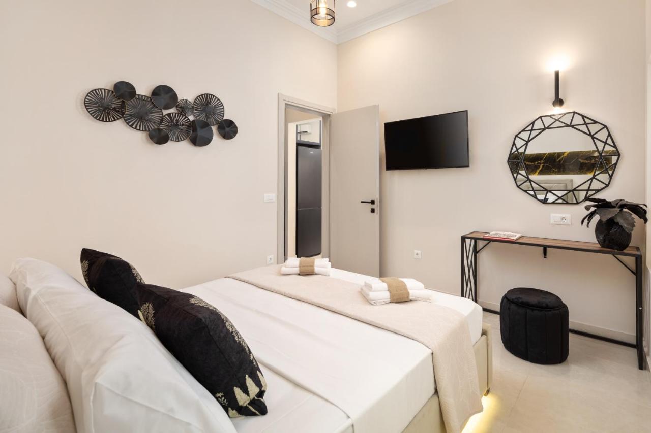Modern-Vintage Old Town Suites Corfu  ภายนอก รูปภาพ